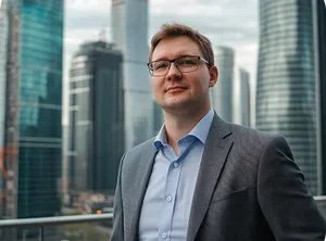 Финансовый аналитик + ИИ