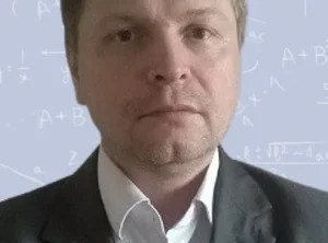 Репетитор для 9-11 классов Александр Васильевич Смольников