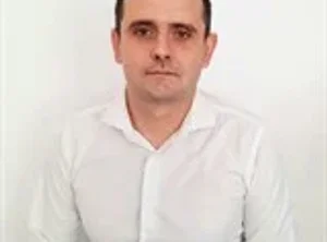 Карэн Mаксимович